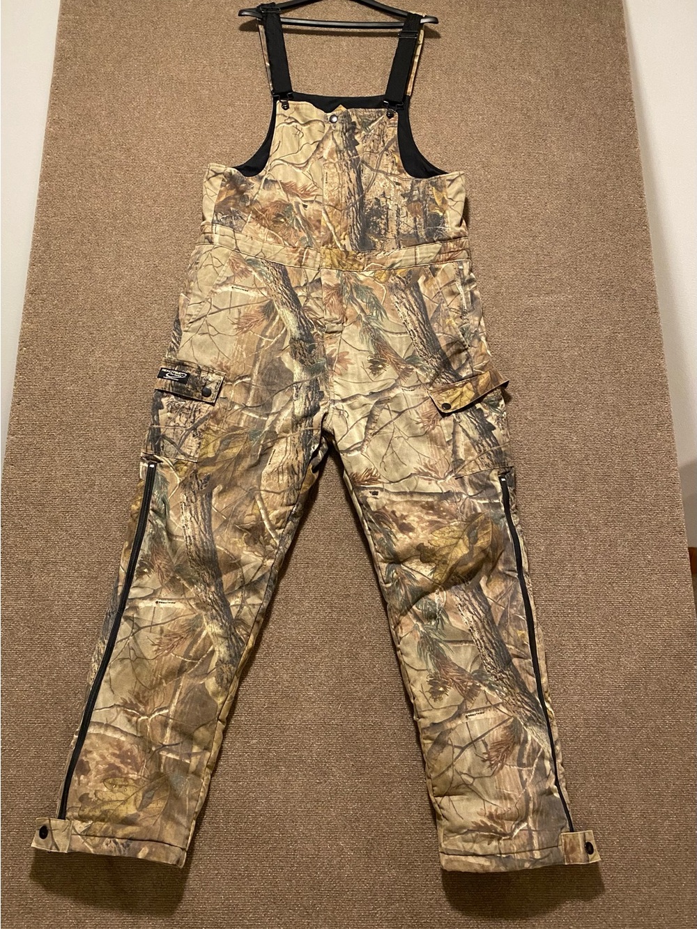 Whitewater RealTree Pro-Series Insulated Hunting Bib Overalls Men’s Large FLAW